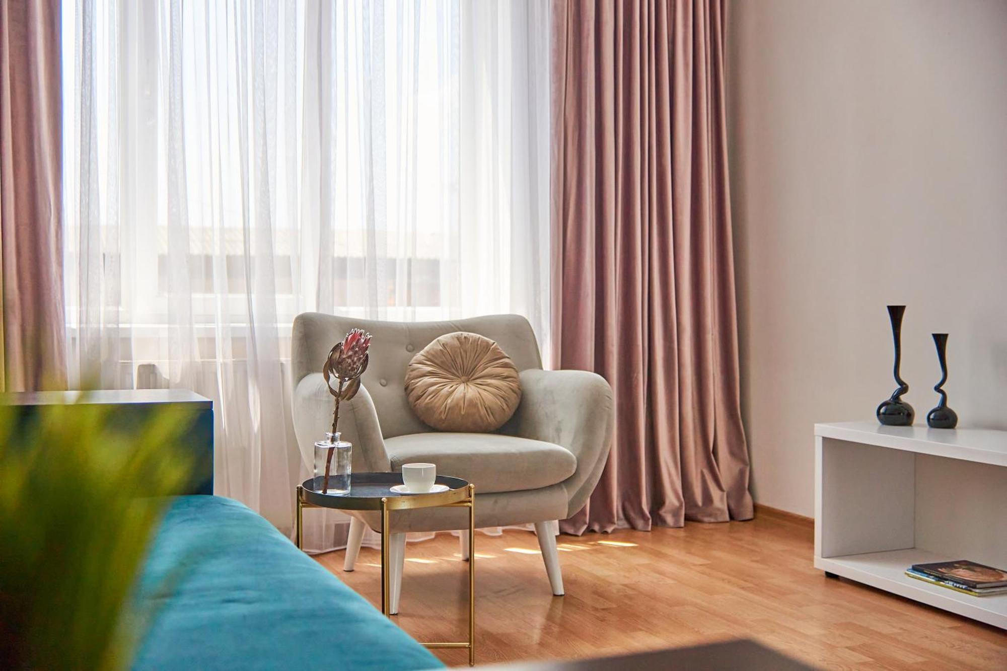 Lux Apartment Mukacheve Exterior photo